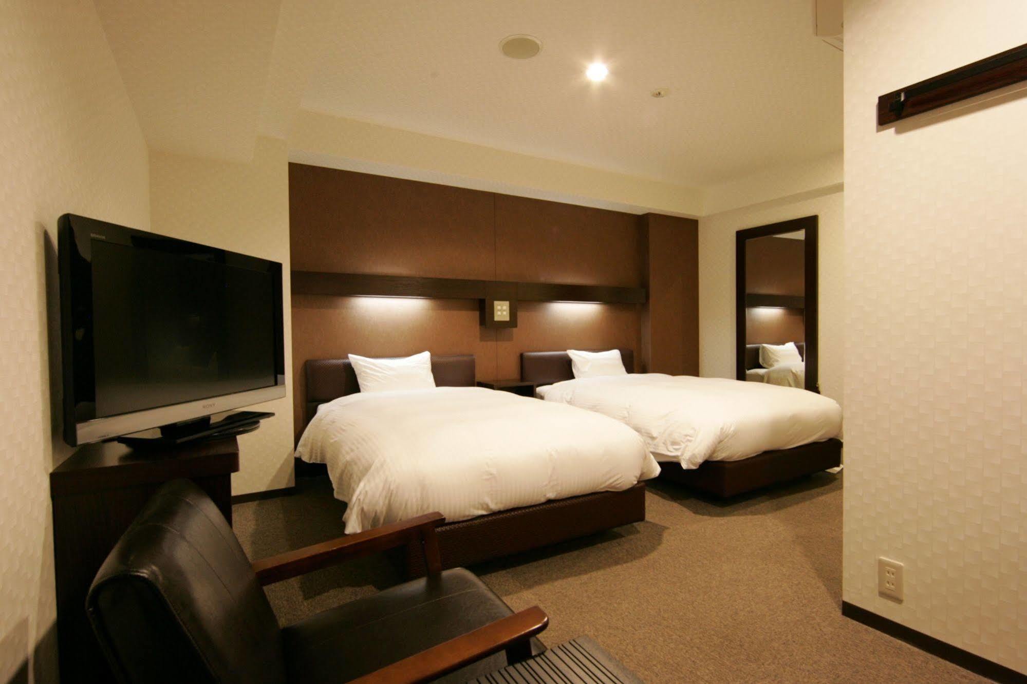Green Rich Hotel Osaka Airport 이케다 외부 사진